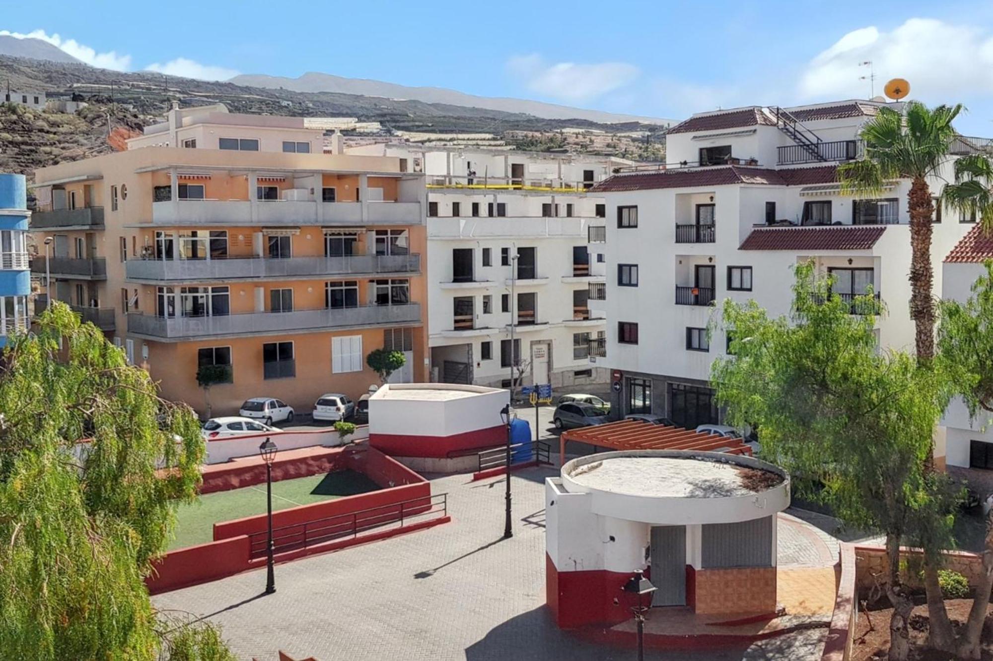 Bright Apartment In Puerto De Santiago 65 M² Terrace Eksteriør billede